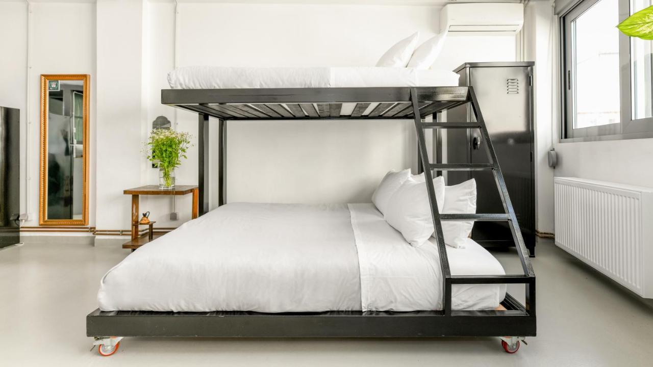 Monastiraki Factory Citycenter- Unspoiled Athens Apartments Екстериор снимка