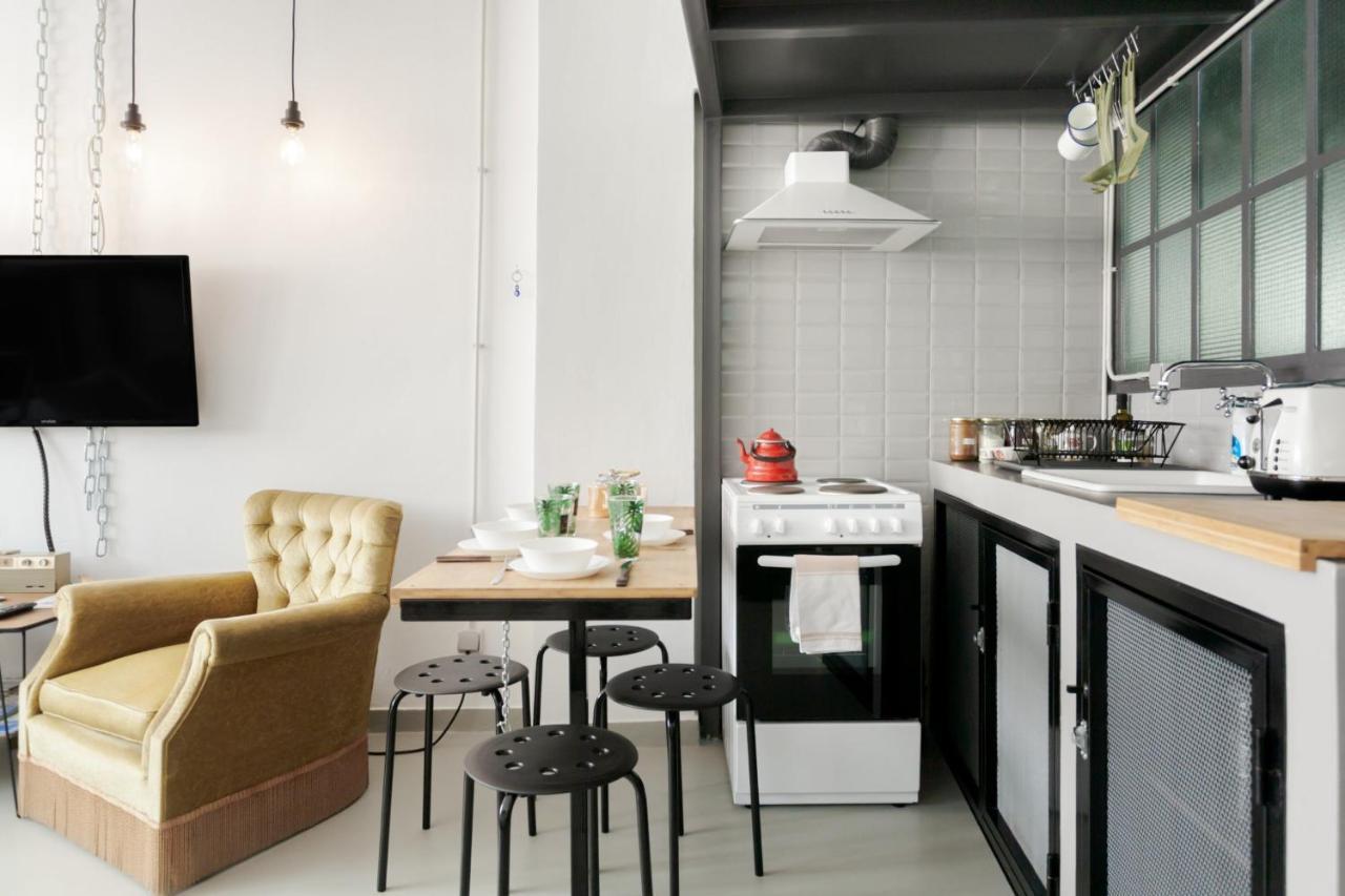 Monastiraki Factory Citycenter- Unspoiled Athens Apartments Екстериор снимка